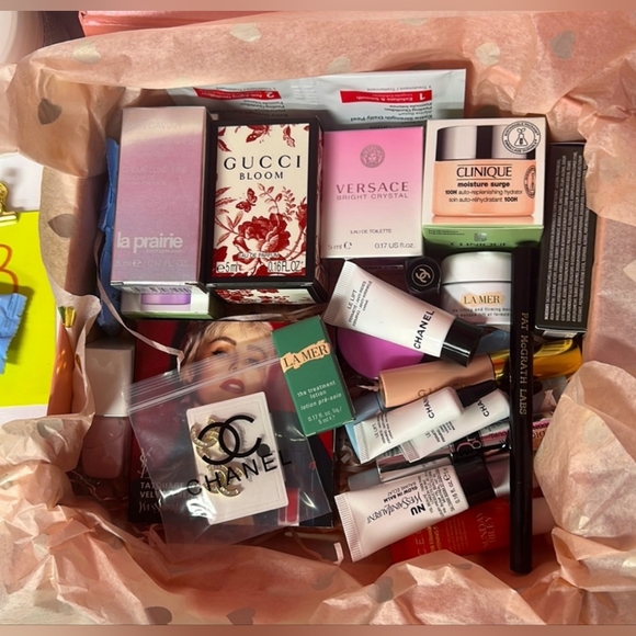 MAKE-UP MADNESS SHOW- DIOR, GUCCI, JEFFREE STAR, YSL, TATCHA, - Picture 4 of 5